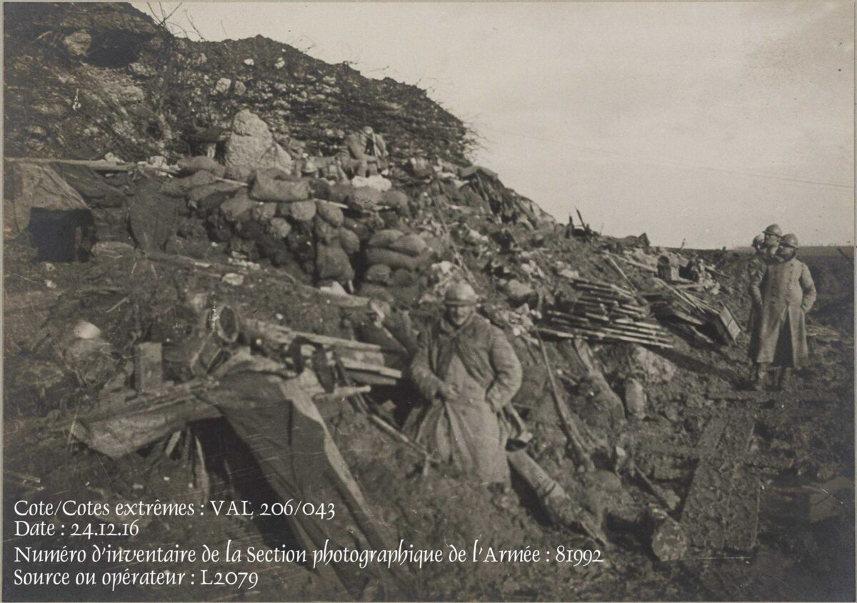 Ouvrage Adalbert (sud du Fort de Douaumont). Partie de l'ouvrage. Entrée des abris bombardés
